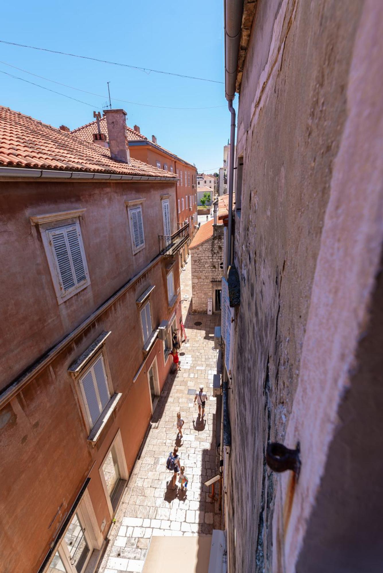 Апартаменты Timeless Antique Old Town With Terrace Задар Экстерьер фото