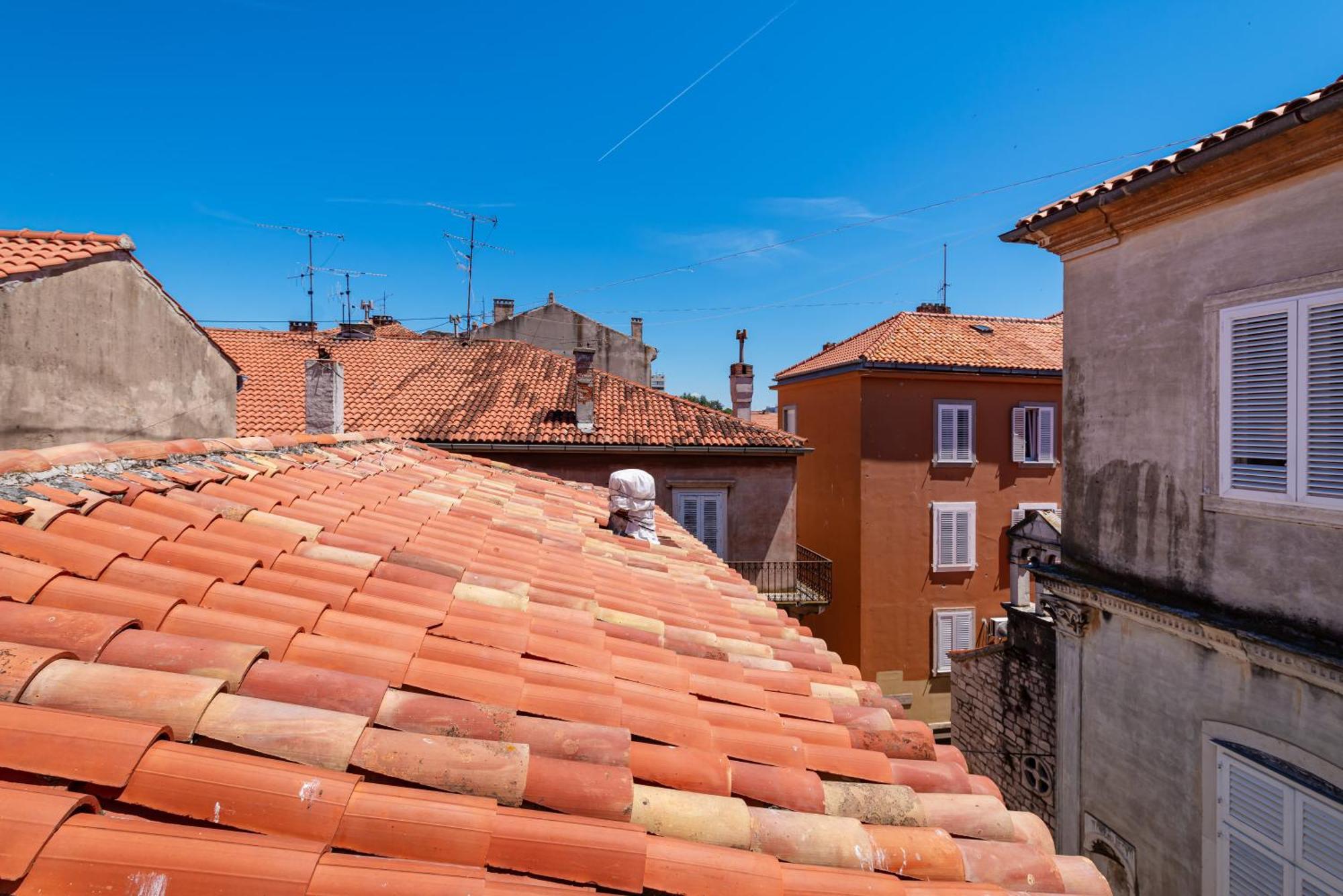Апартаменты Timeless Antique Old Town With Terrace Задар Экстерьер фото